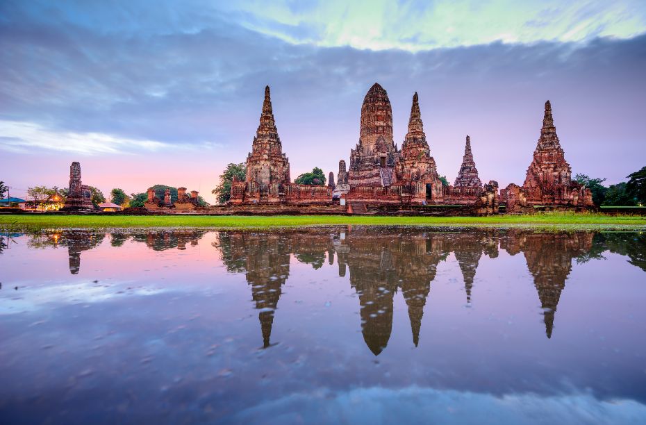 Thailand boeken literatuur schrijvers